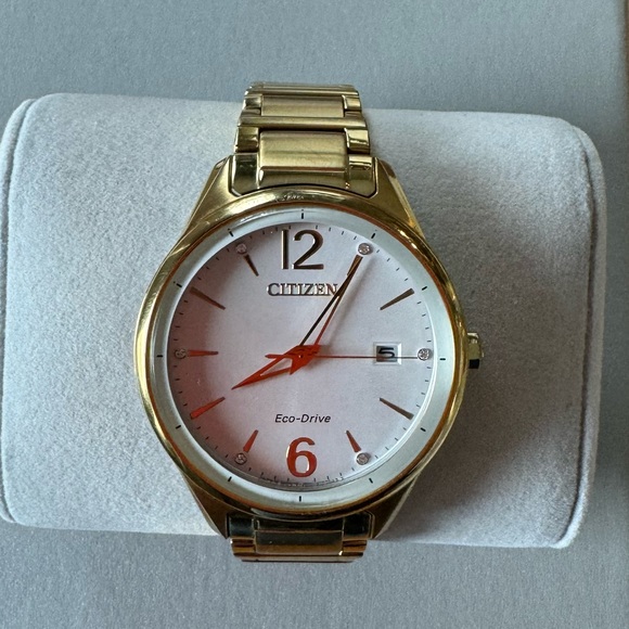 Citizen Eco Drive Gold-Tone White Dial Stainless Steel Watch J810-S111820 - Picture 1 of 7